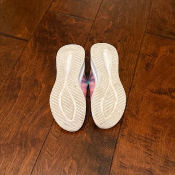 Girls Skechers Slip-on Sneakers size 2 - Picture 4 of 5